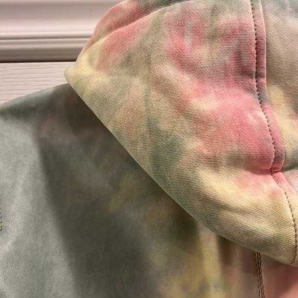 🎉💕 HOST PICK 🎉💕 NWOT Blanknyc rainbow faux leather moto style jacket - Picture 6 of 13